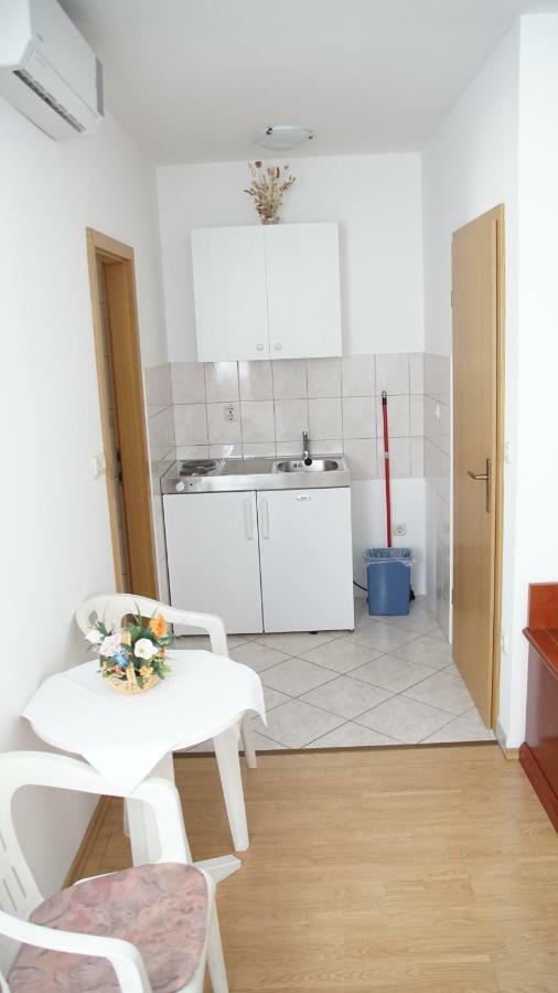 Apartmani Sipic , Bilo - Primosten Primošten Exterior foto