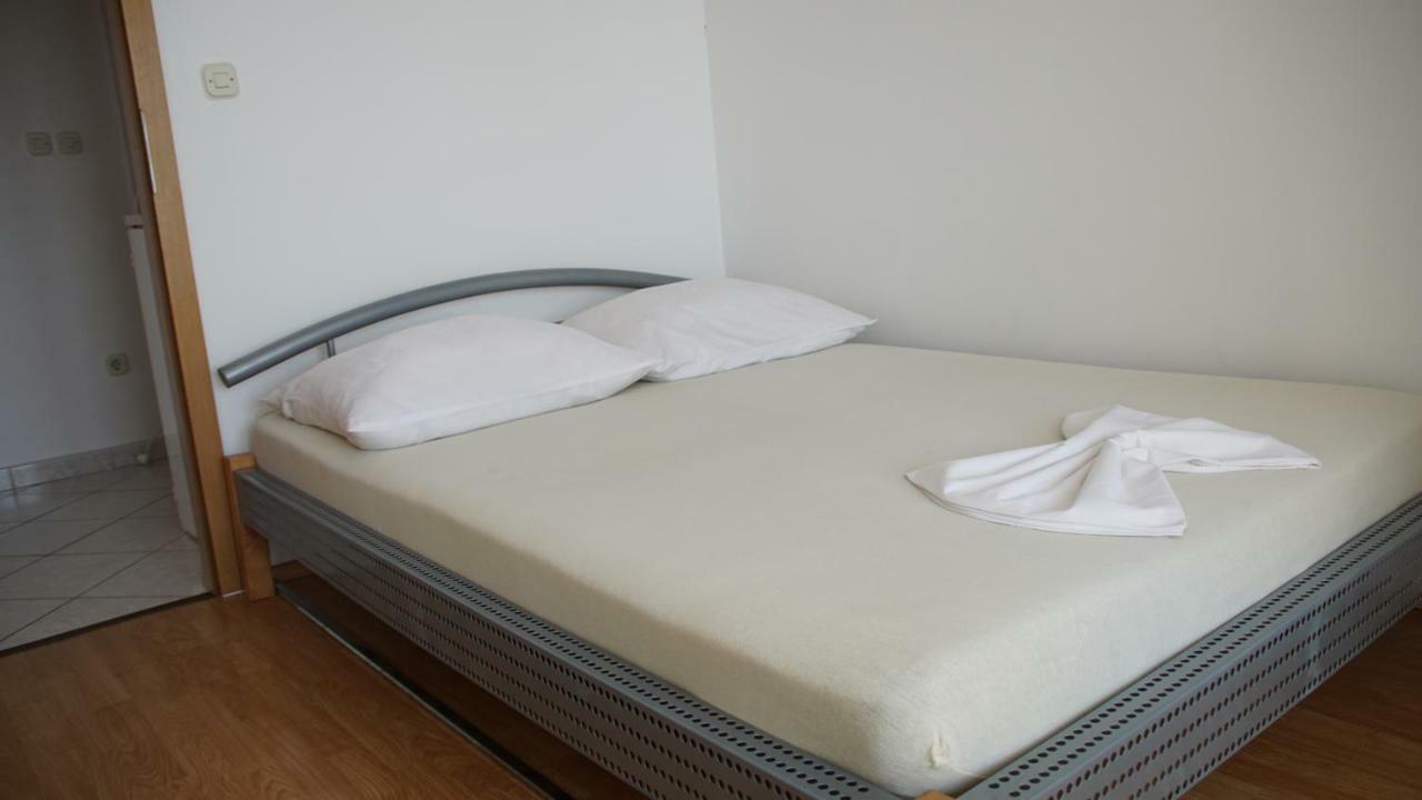Apartmani Sipic , Bilo - Primosten Primošten Exterior foto